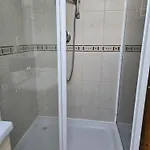 Sore Хостел Termonfeckin